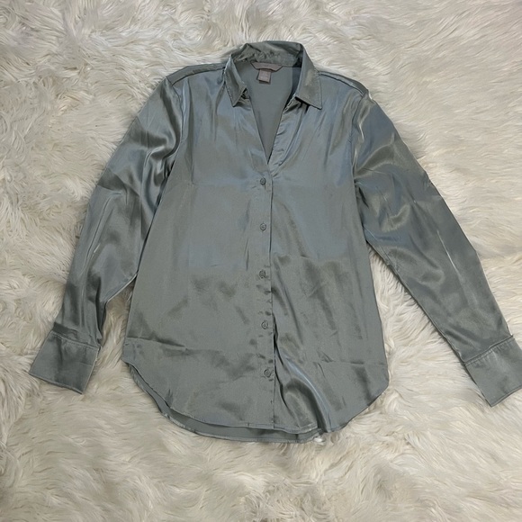 H&M Tops - H&M Light Blue Satin Dress Shirt
